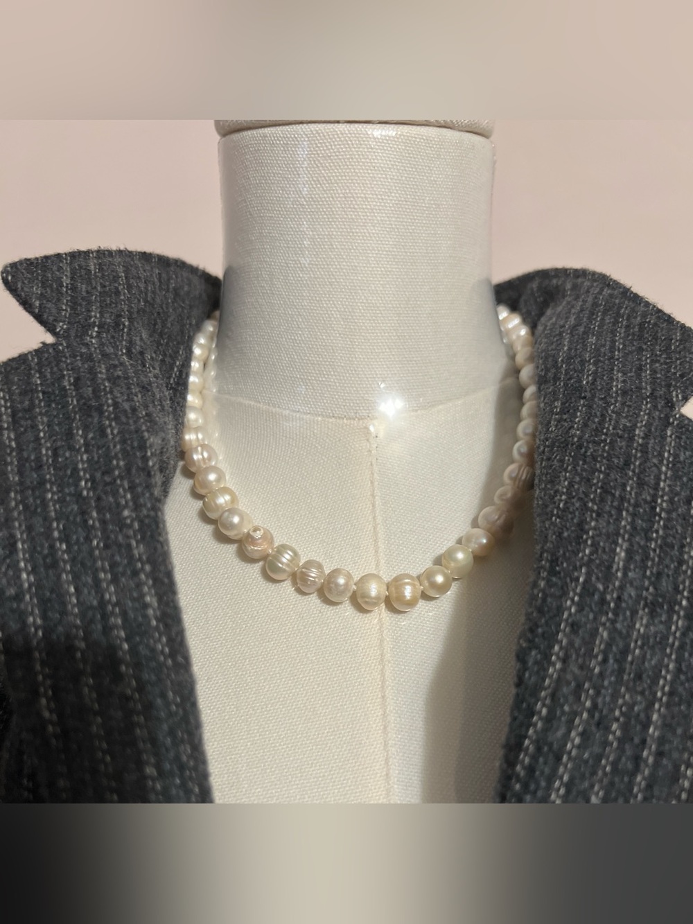 Classic Freshwater Pearl Choker Necklace in Ivory